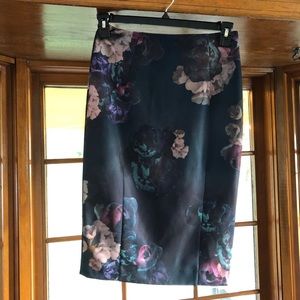 H&M baroque pencil skirt